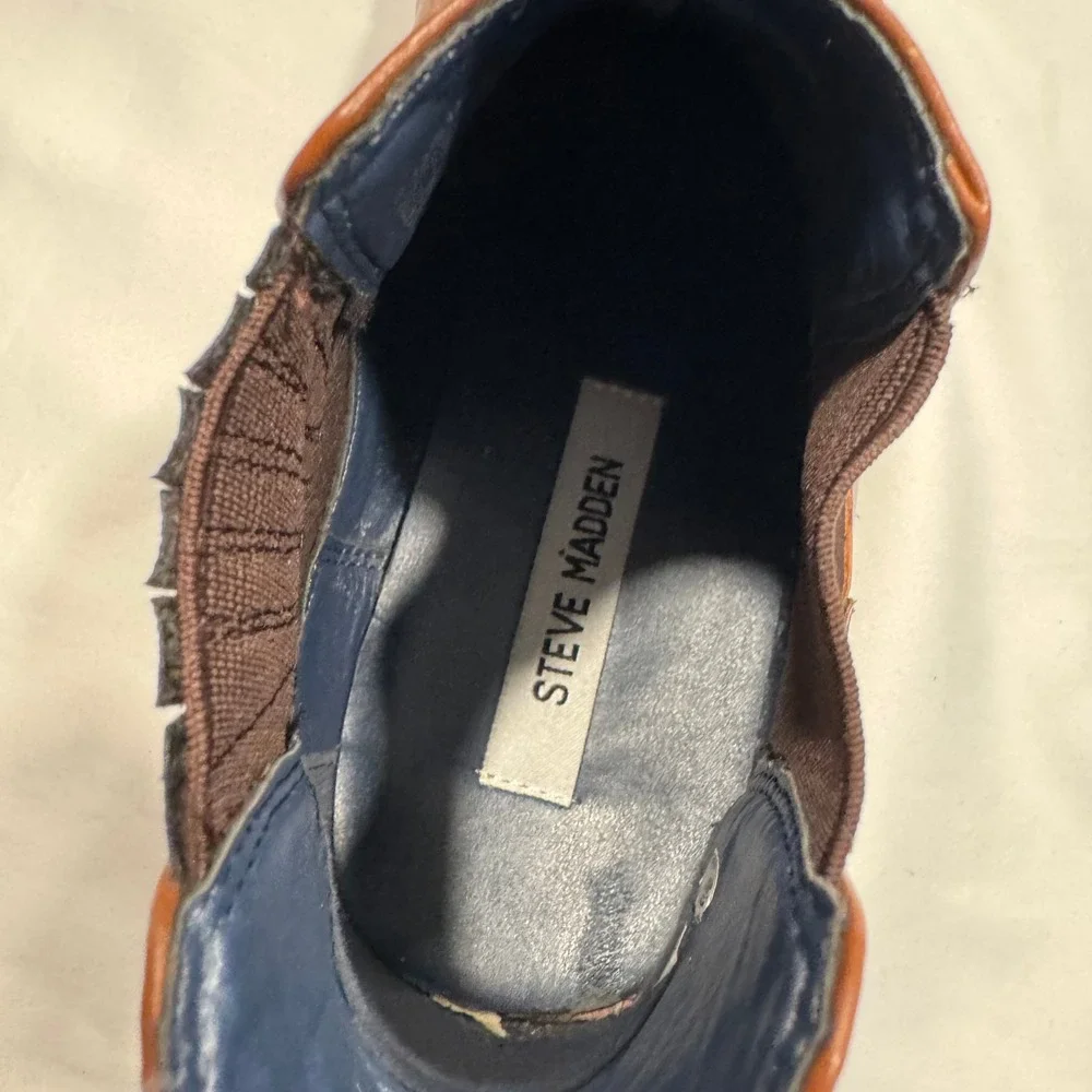 Steve Madden Chelsea Boots Pull On Elastic Mistro Goring Size 7 Brown